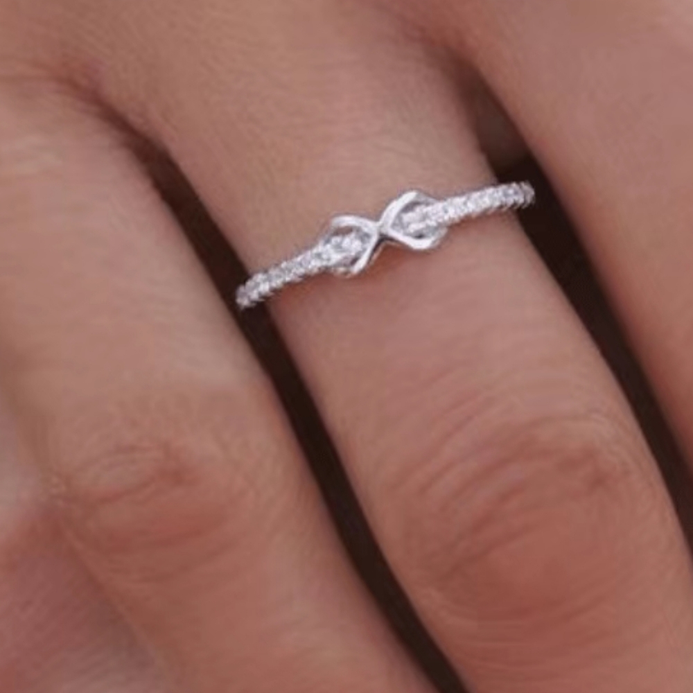 Infinity simple shaped ring - Picture 3 of 5